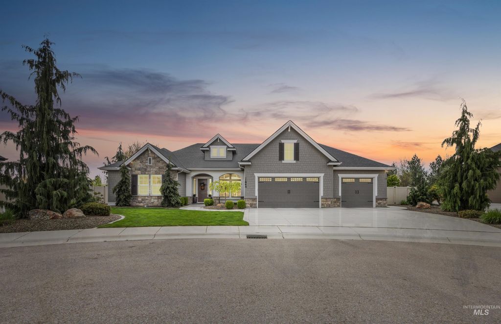 1864 N Heirloom Pl, Eagle, ID 83616