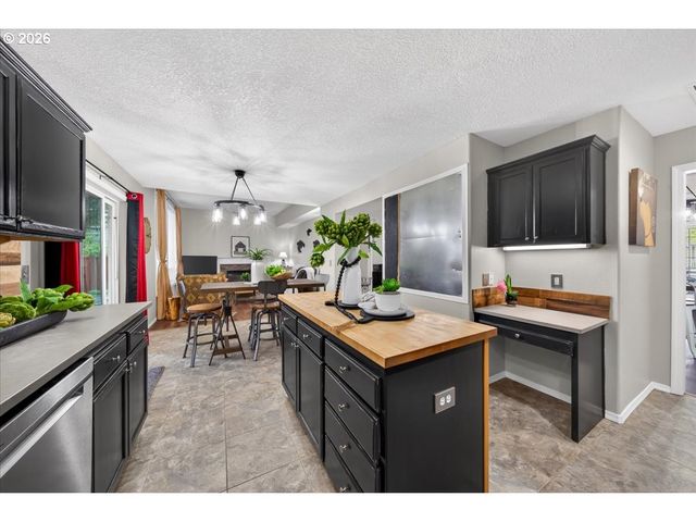 12566 Nw MAPLECREST Way, Banks, OR 97106