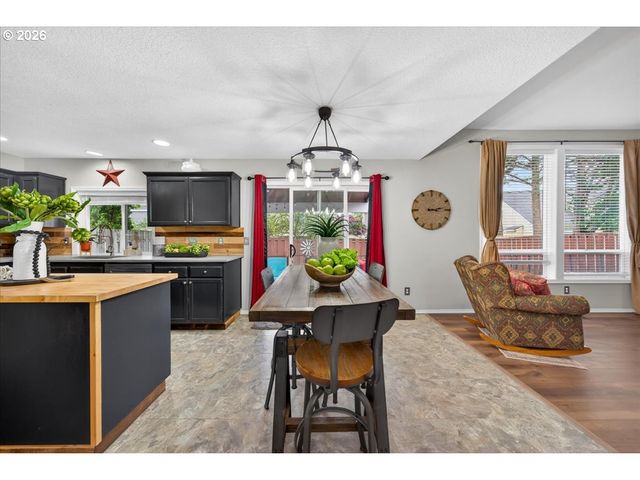 12566 Nw MAPLECREST Way, Banks, OR 97106