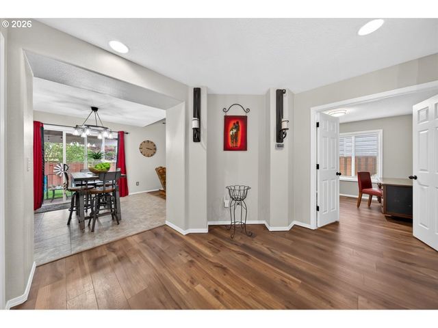 12566 Nw MAPLECREST Way, Banks, OR 97106