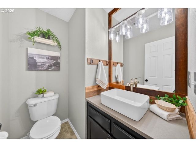 12566 Nw MAPLECREST Way, Banks, OR 97106