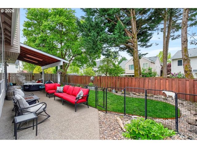 12566 Nw MAPLECREST Way, Banks, OR 97106