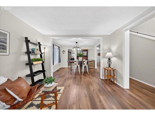 12566 Nw MAPLECREST Way, Banks, OR 97106
