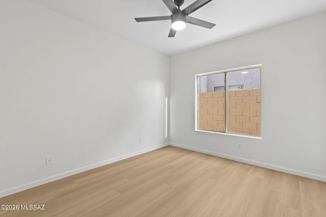 10632 E Barclay Park Loop, Tucson, AZ 85748