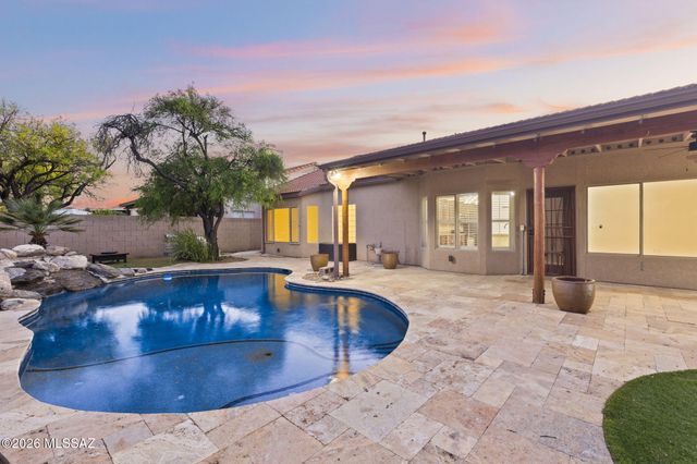 10632 E Barclay Park Loop, Tucson, AZ 85748