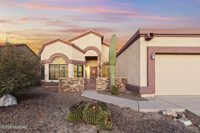 10632 E Barclay Park Loop, Tucson, AZ 85748