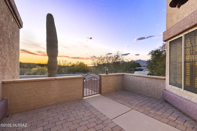 10632 E Barclay Park Loop, Tucson, AZ 85748