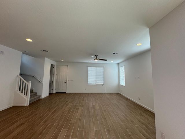 25936 N 22nd Lane, Phoenix, AZ 85085