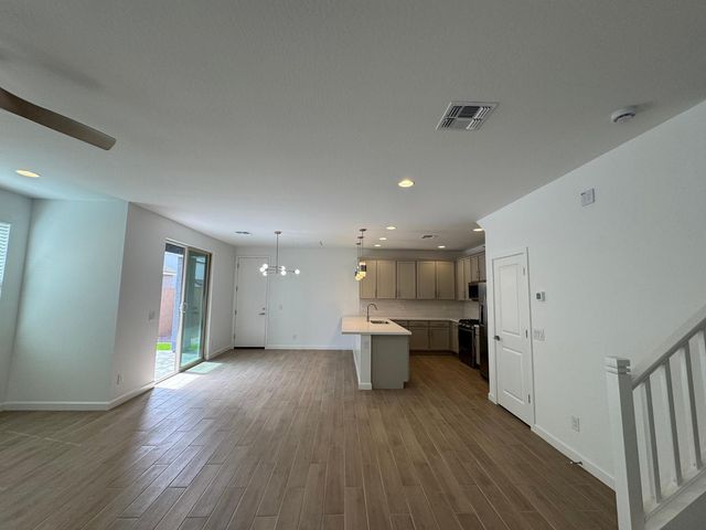 25936 N 22nd Lane, Phoenix, AZ 85085