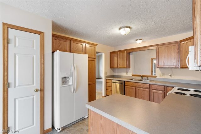 3841 Fennway Boulevard, Medina, OH 44256