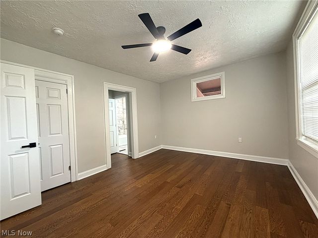 19625 Chagrin Boulevard, Shaker Heights, OH 44122