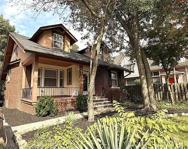 19625 Chagrin Boulevard, Shaker Heights, OH 44122