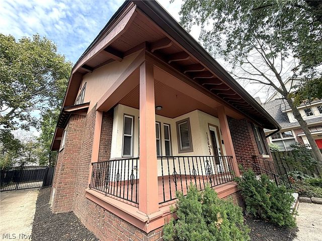 19625 Chagrin Boulevard, Shaker Heights, OH 44122