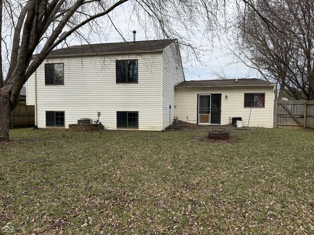 2335 Bainbridge Court, West Lafayette, IN 47906