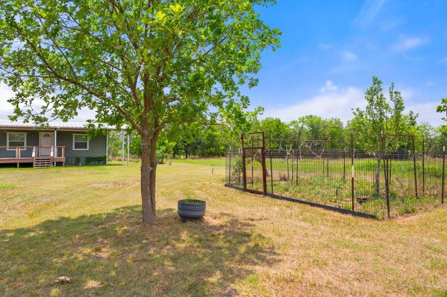 411 Fm 86 Highway, Red Rock, TX 78662