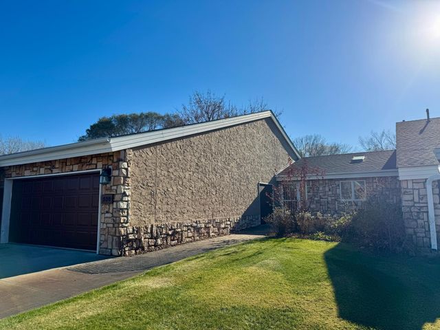 538 Brook Lane, Saint Cloud, MN 56301