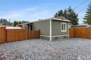 322 Chicago Boulevard S #8, Pacific, WA 98047