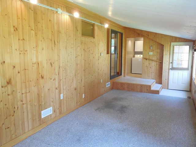 1701 Trapelo Rd 1, Waltham, MA 02451