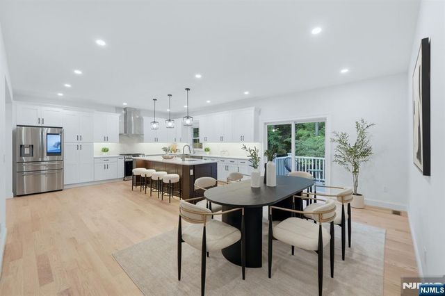 17 Blake Drive, Clark, NJ 07066