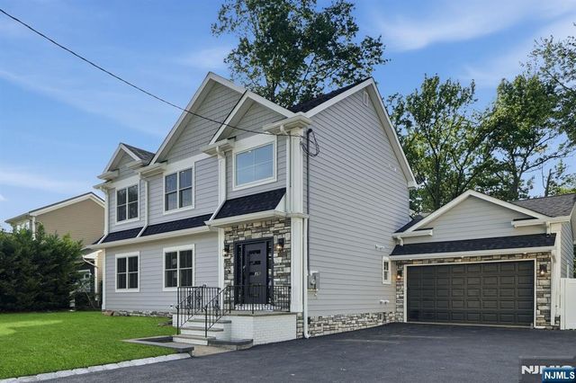 17 Blake Drive, Clark, NJ 07066