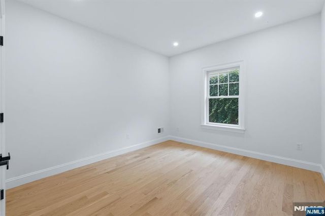 17 Blake Drive, Clark, NJ 07066