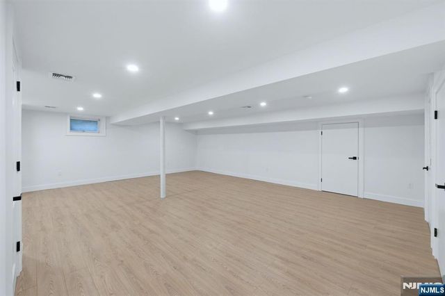 17 Blake Drive, Clark, NJ 07066