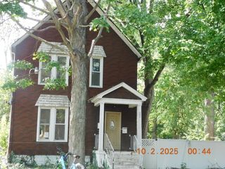 380 CALUMET Boulevard, Harvey, IL 60426