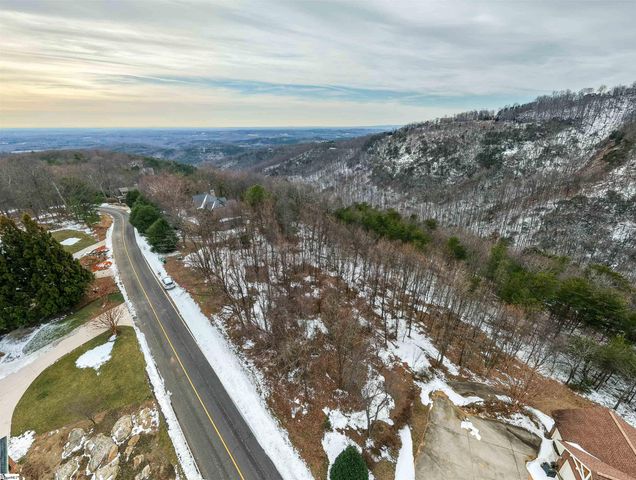 90 Eagle Rock Road, Landrum, SC 29356