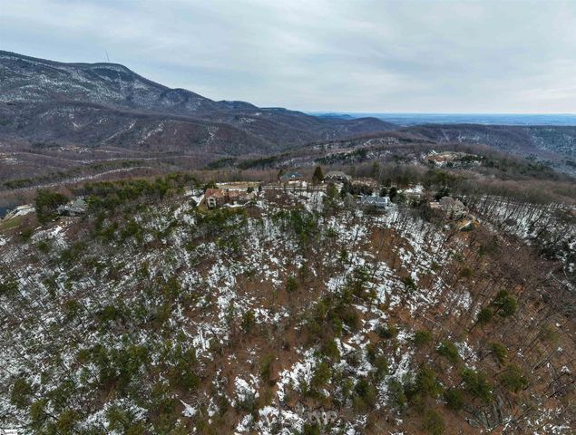 90 Eagle Rock Road, Landrum, SC 29356