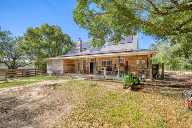 1658 Beechwood Drive, Gulf Breeze, FL 32563