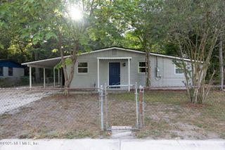 2402 HUGH EDWARDS Drive, Jacksonville, FL 32210