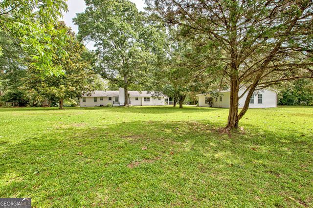 306 Tyrone Road, Fayetteville, GA 30214