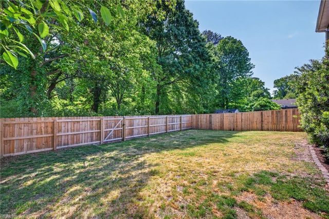 458 Oceana BLVD N, Virginia Beach, VA 23454