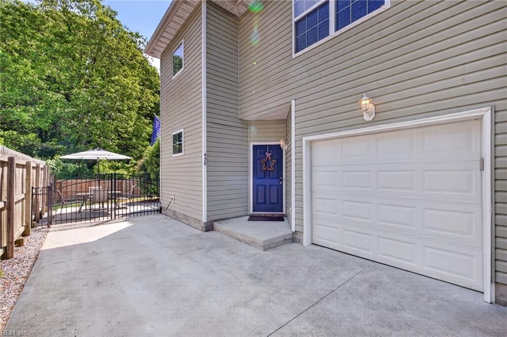 458 Oceana BLVD N, Virginia Beach, VA 23454