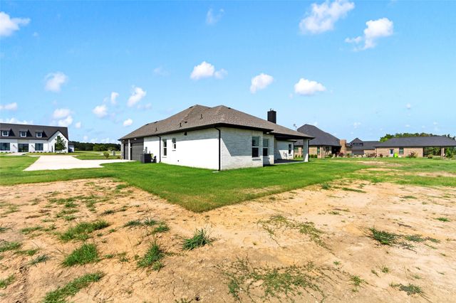 1209 DEERFIELD Drive, Wills Point, TX 75169