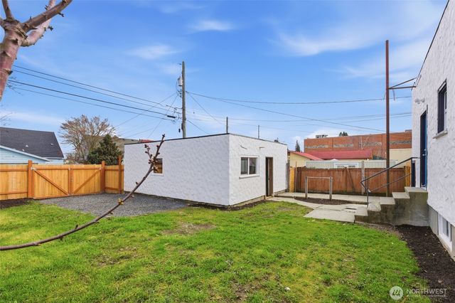 221 S 57th Street, Tacoma, WA 98408