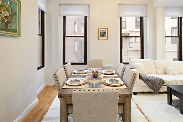 4 Charlesgate E 201, Boston, MA 02215