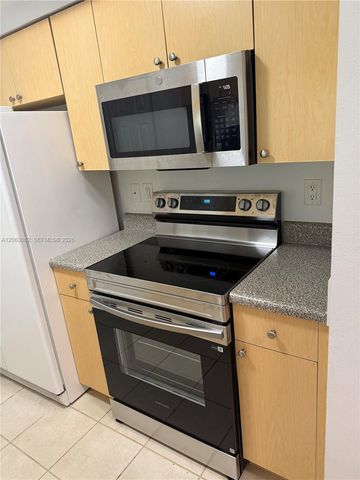 2240 E Preserve Way 302, Miramar, FL 33025