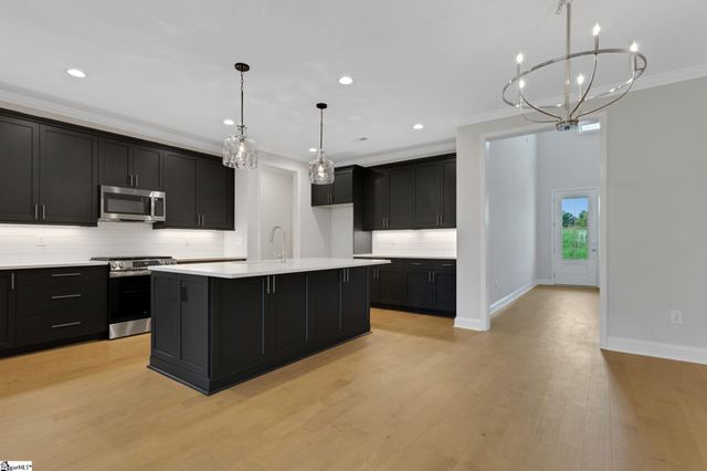 57 Hensley Road, Greenville, SC 29607