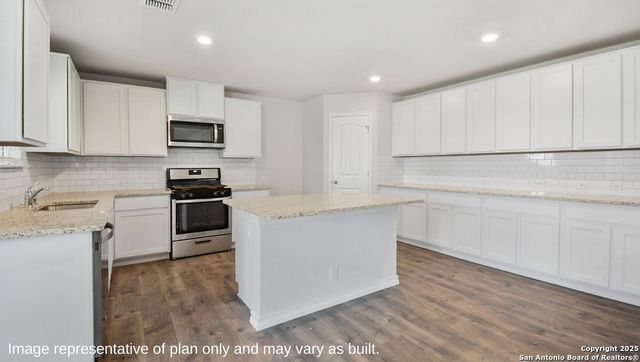 12045 Golden Quartz, San Antonio, TX 78245