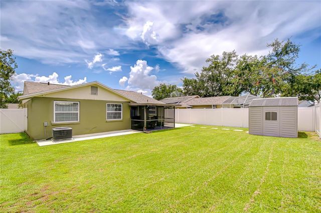 6807 MONIQUE AVENUE, Tampa, FL 33625