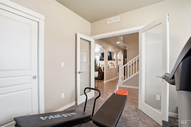 2203 S Tucson Ave, Nampa, ID 83686