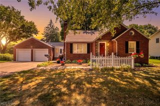 514 Everhard Road SW, North Canton, OH 44709