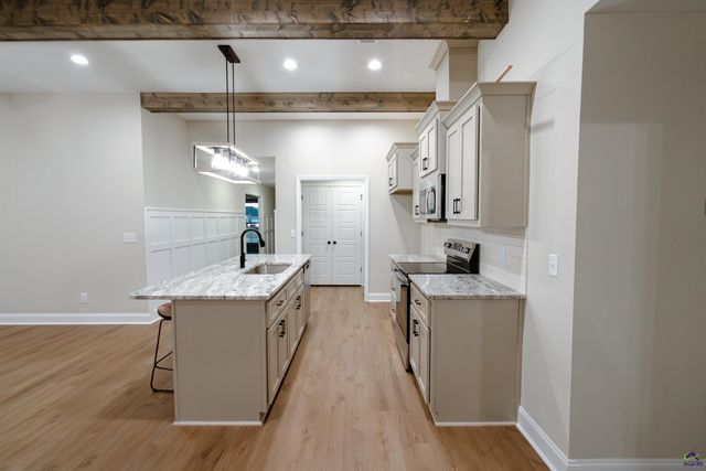 121 Saraland Trail, Perry, GA 31069