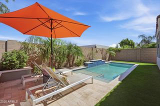 2840 E SUNLAND Avenue, Phoenix, AZ 85040