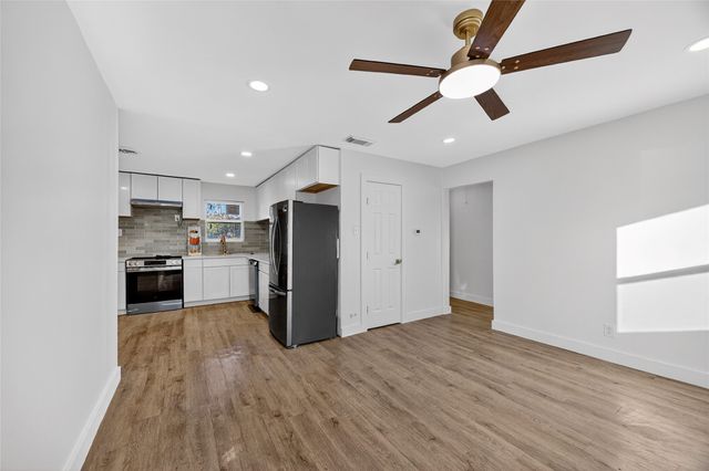 2655 Larry Drive, Dallas, TX 75228