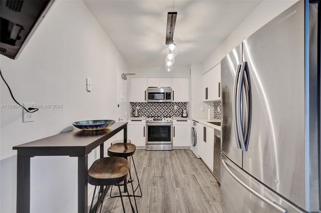 9195 Collins Ave 1109, Surfside, FL 33154