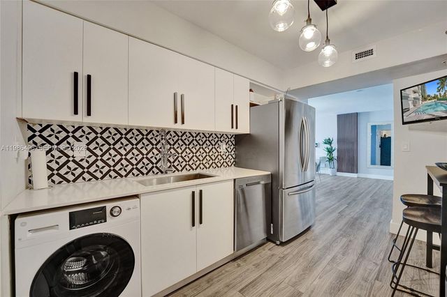 9195 Collins Ave 1109, Surfside, FL 33154