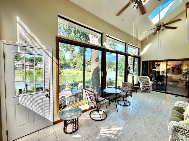 12926 W 76th Terrace, Shawnee, KS 66216