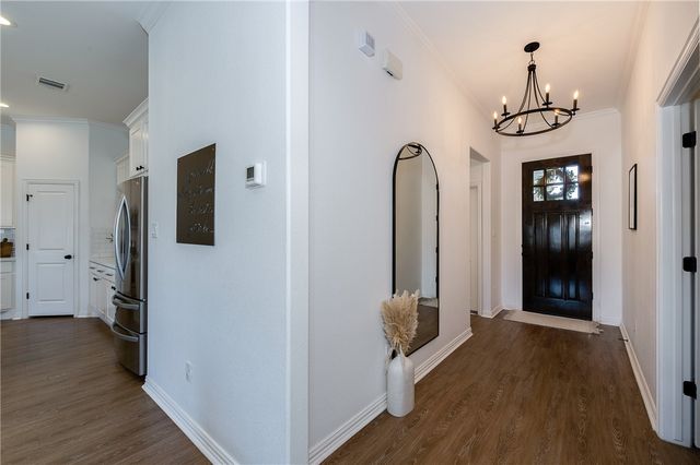 6344 Spartan Drive, College Station, TX 77845